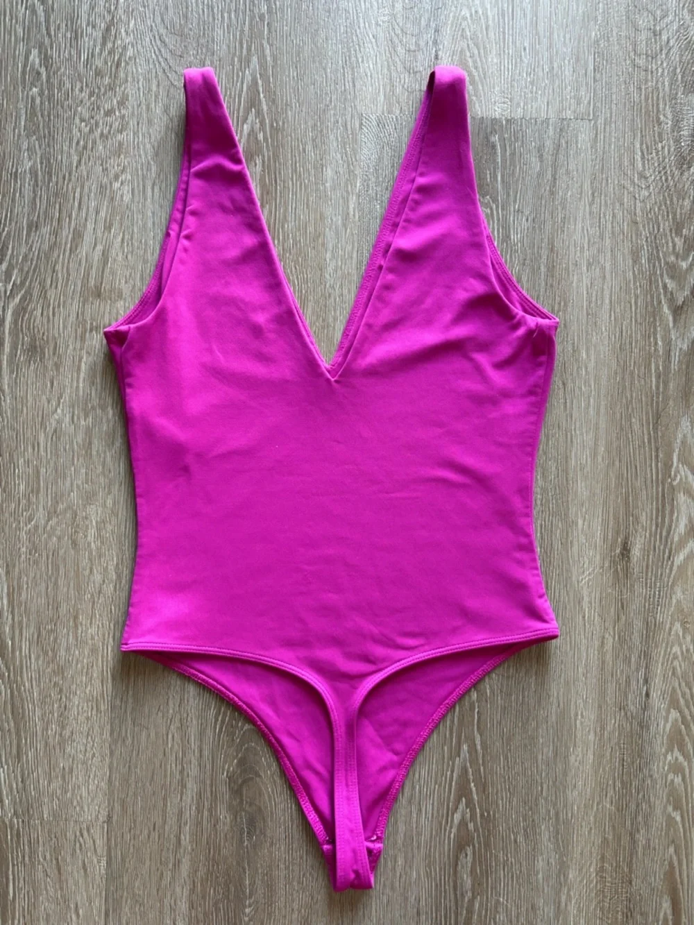 Babaton Contour Pink Bodysuit - Size Medium - Picture 3 of 5